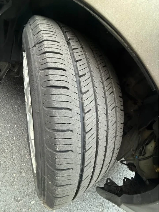 2008 Honda Civic 8th Gen - Image 8 of 8