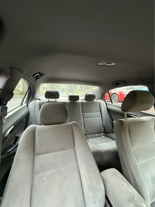 2008 Honda Civic 8th Gen - Image 6 of 8