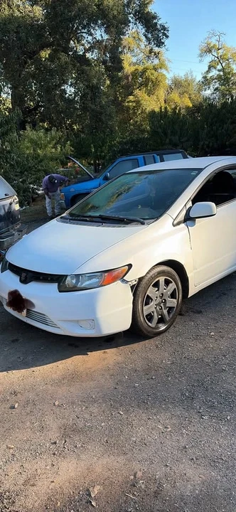 2008 Honda Civic 8th Gen - Image 4 of 7