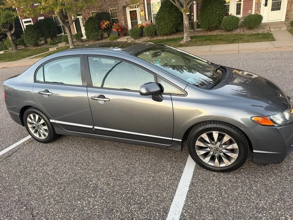 2008 Honda Civic 8th Gen - Image 4 of 7