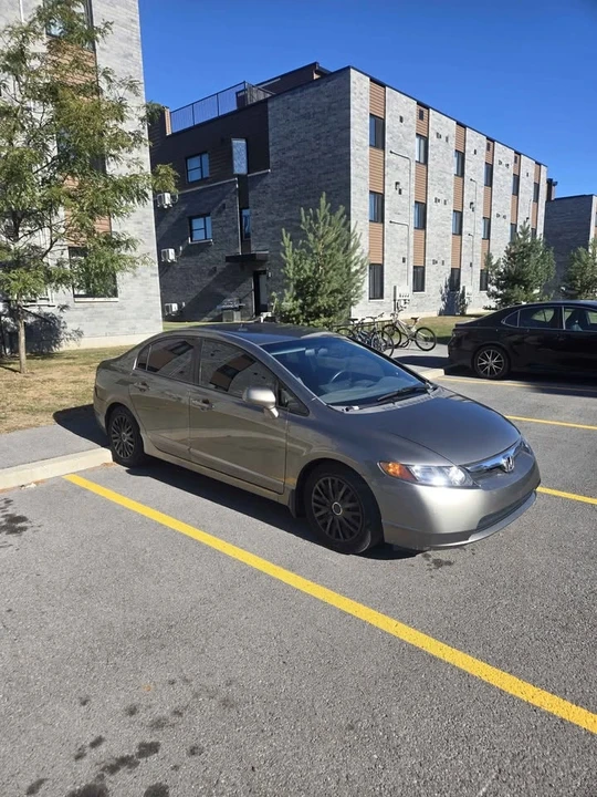 2008 Honda Civic 8th Gen - Image 2 of 6