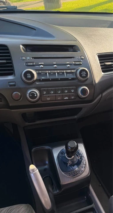 2008 Honda Civic 8th Gen - Image 6 of 12