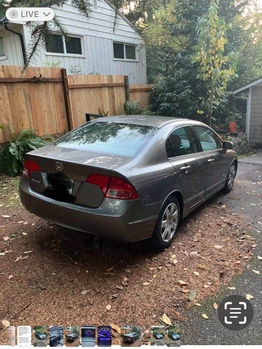 2008 Honda Civic 8th Gen - Image 2 of 4