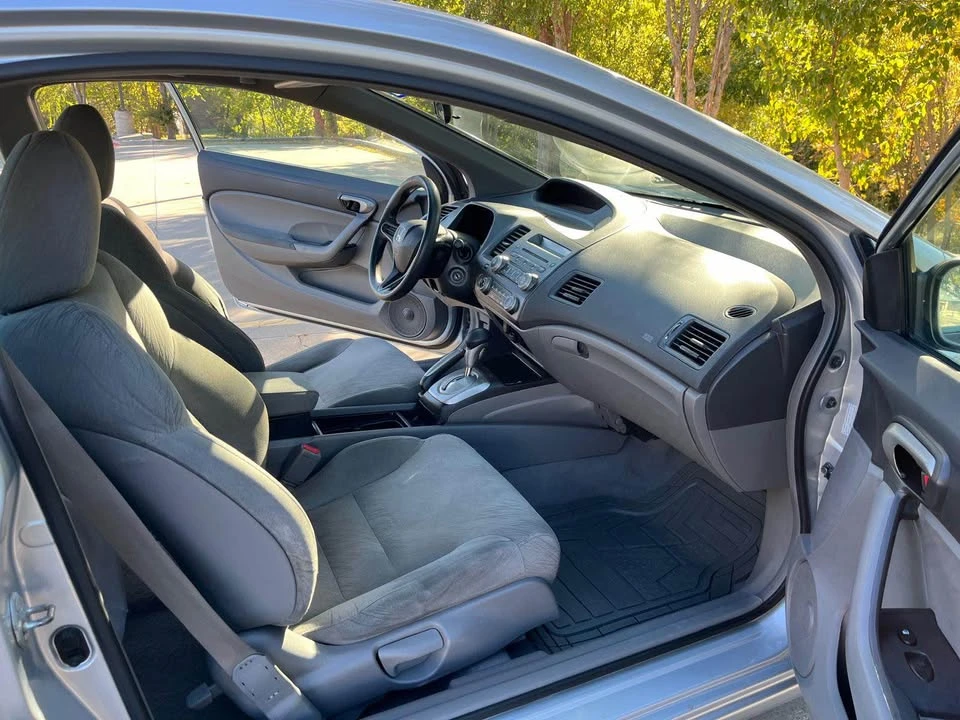 2008 Honda Civic 8th Gen - Image 4 of 8