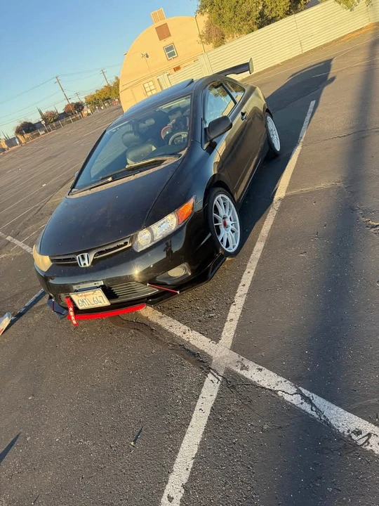 2008 Honda Civic 8th Gen - Image 3 of 6