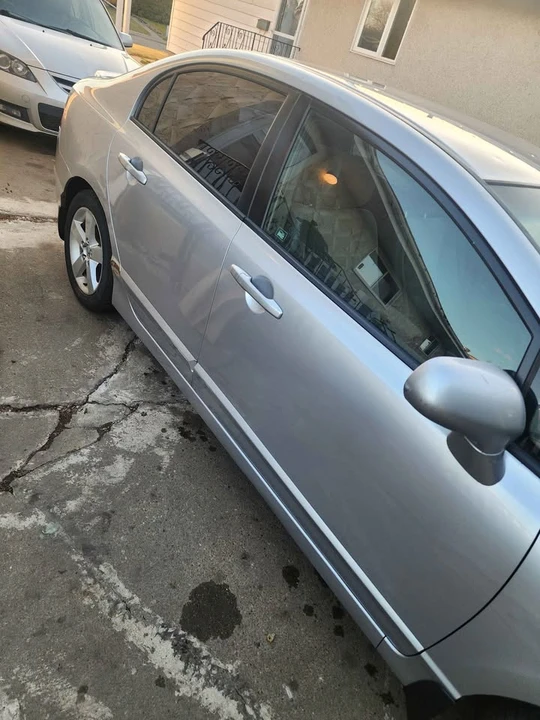 2008 Honda Civic 8th Gen - Image 4 of 13