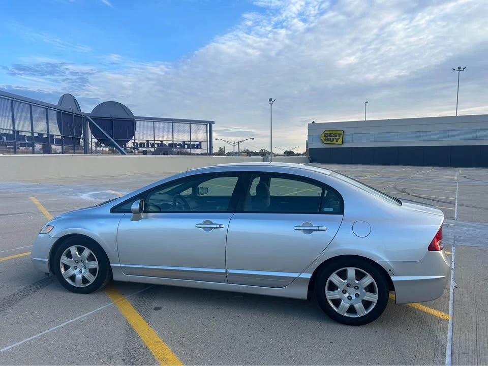 2008 Honda Civic 8th Gen - Image 6 of 9