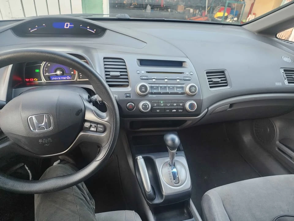 2008 Honda Civic 8th Gen - Image 7 of 13