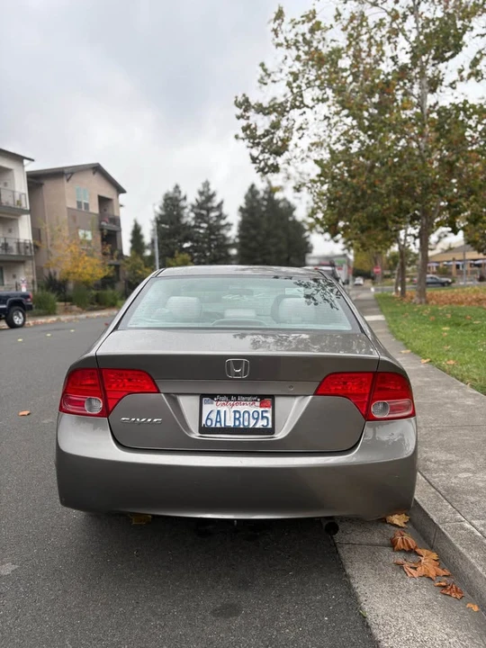 2008 Honda Civic 8th Gen - Image 3 of 9