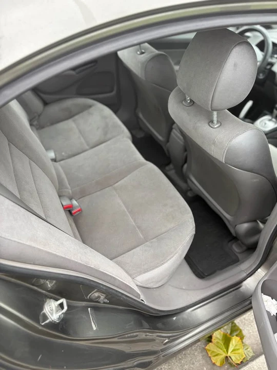 2008 Honda Civic 8th Gen - Image 8 of 9