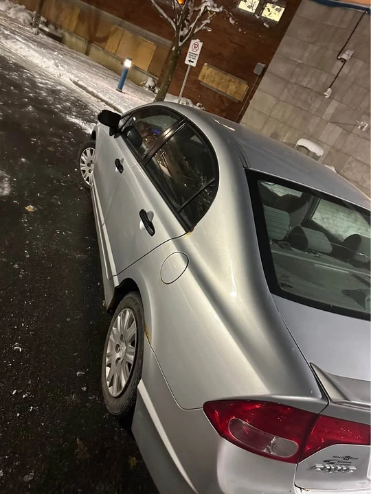 2008 Honda Civic 8th Gen - Image 3 of 3