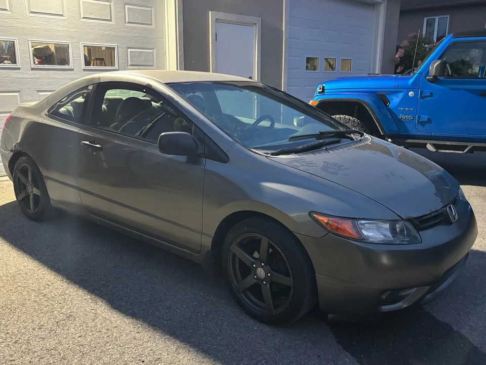 2008 Honda Civic 8th Gen - Image 4 of 5