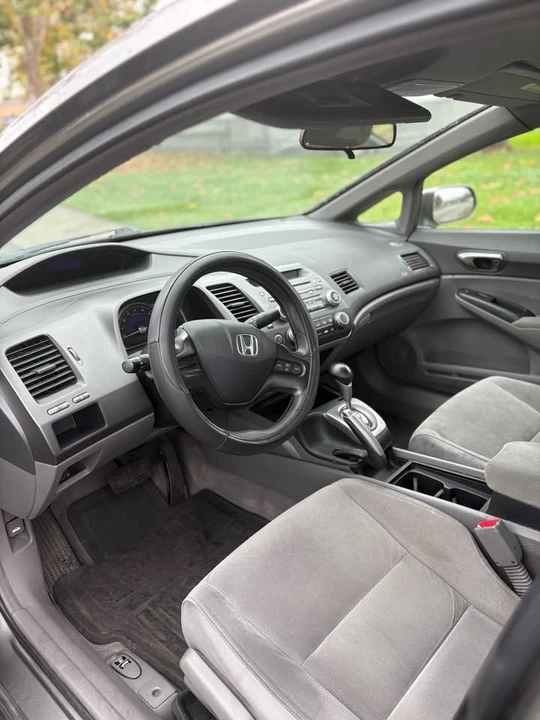 2008 Honda Civic 8th Gen - Image 6 of 9