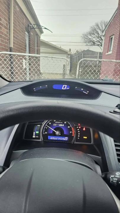 2008 Honda Civic 8th Gen - Image 2 of 11