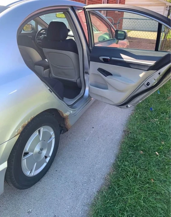 2008 Honda Civic 8th Gen - Image 8 of 11