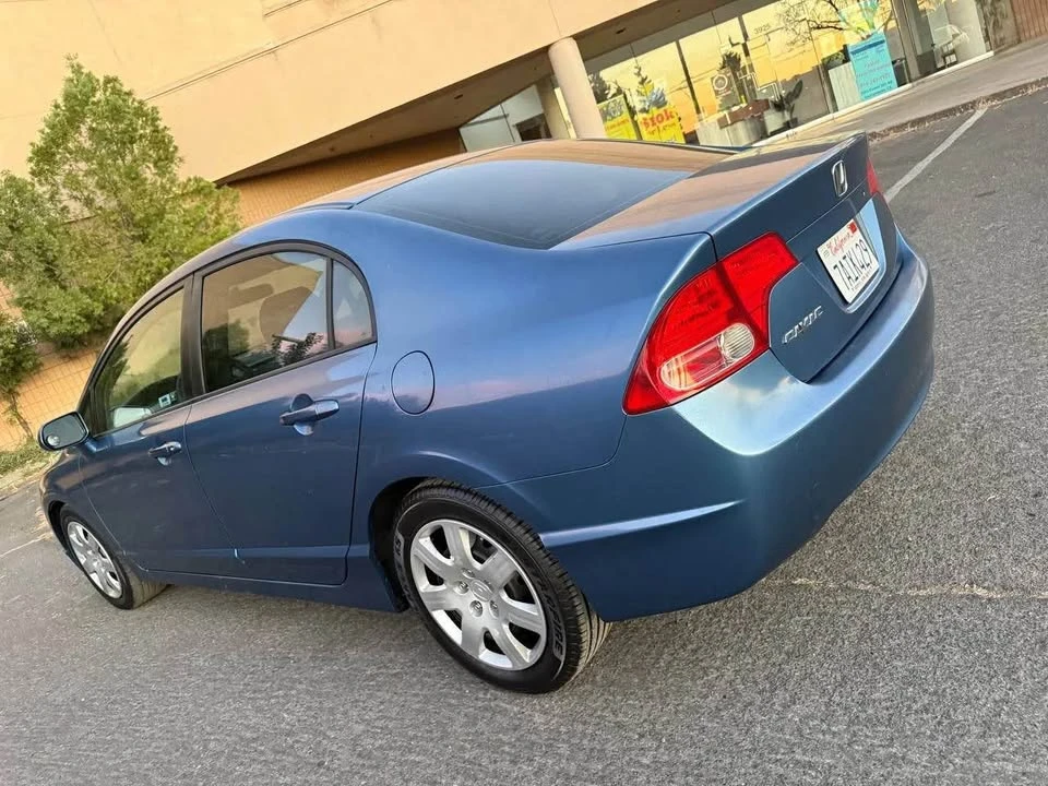 2008 Honda Civic 8th Gen - Image 5 of 15