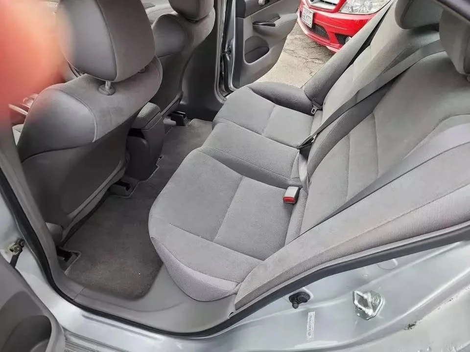 2008 Honda Civic 8th Gen - Image 6 of 11