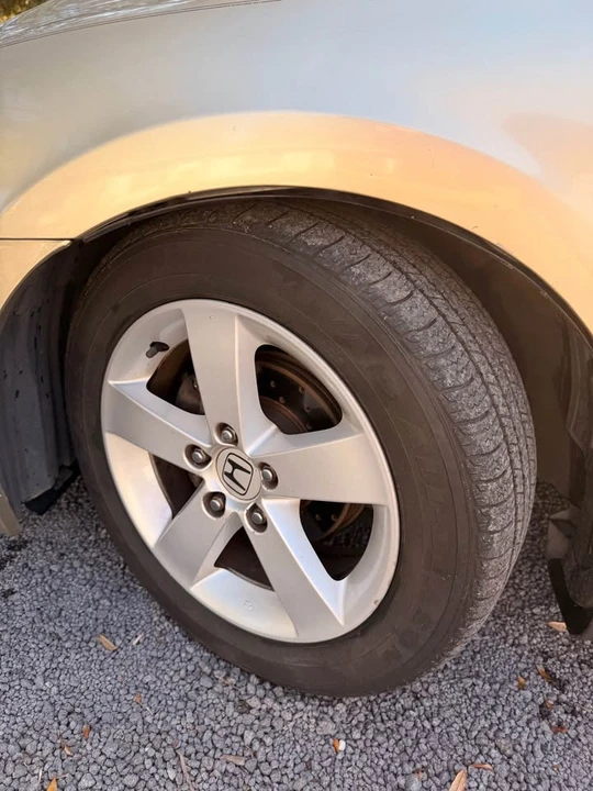 2008 Honda Civic 8th Gen - Image 7 of 11
