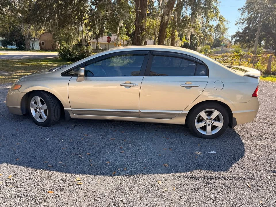 2008 Honda Civic 8th Gen - Image 6 of 11