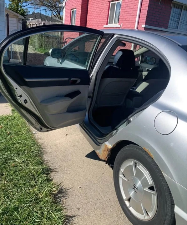 2008 Honda Civic 8th Gen - Image 9 of 11