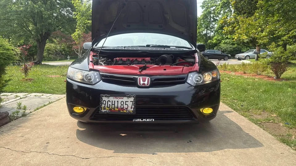 2008 Honda Civic 8th Gen - Image 2 of 3