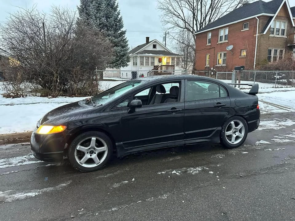 2008 Honda Civic 8th Gen - Image 4 of 8