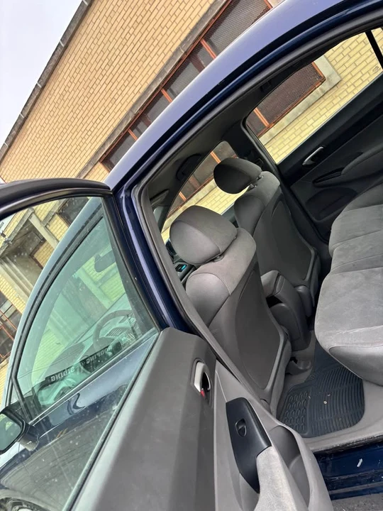 2008 Honda Civic 8th Gen - Image 12 of 12