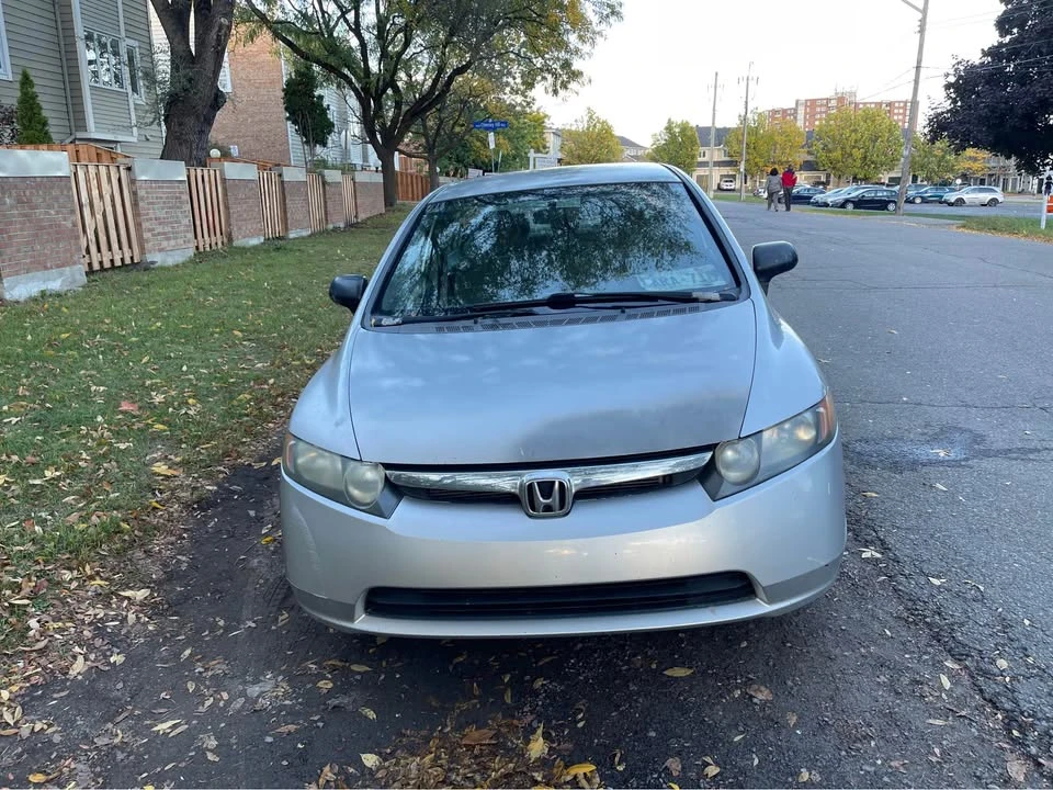 2008 Honda Civic 8th Gen - Image 5 of 8