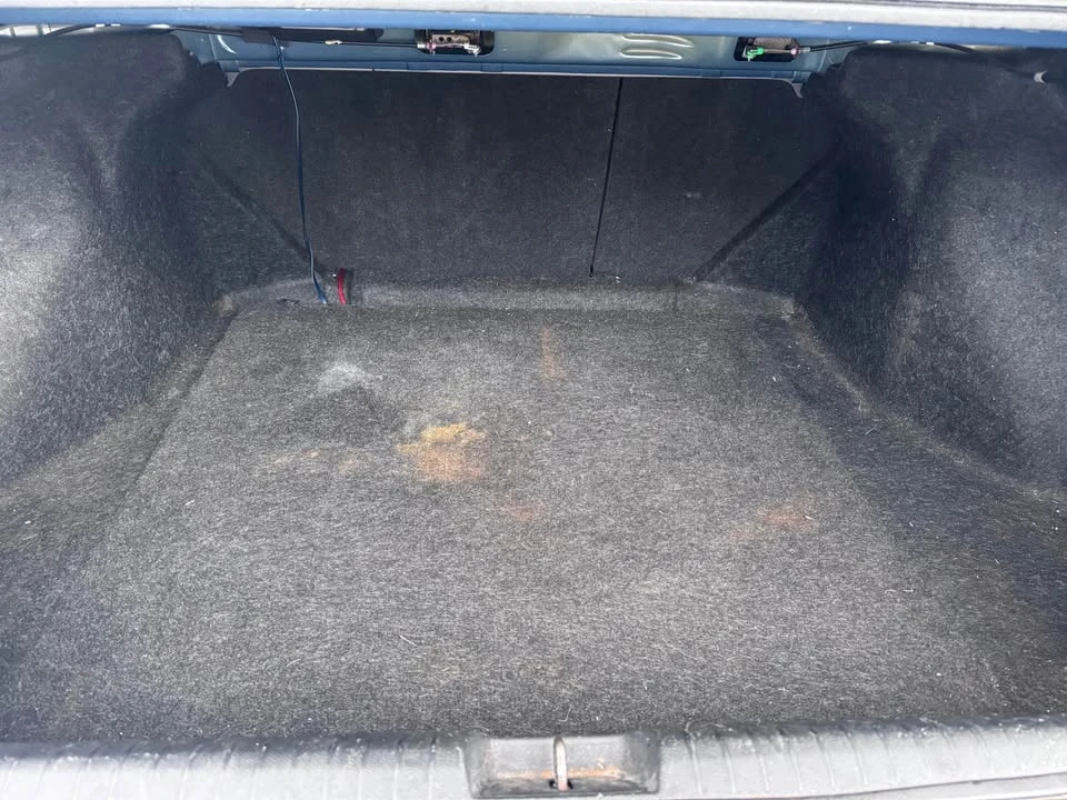 2008 Honda Civic 8th Gen - Image 14 of 18