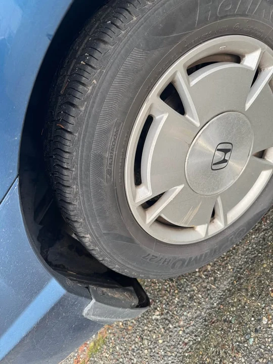 2008 Honda Civic 8th Gen - Image 5 of 13