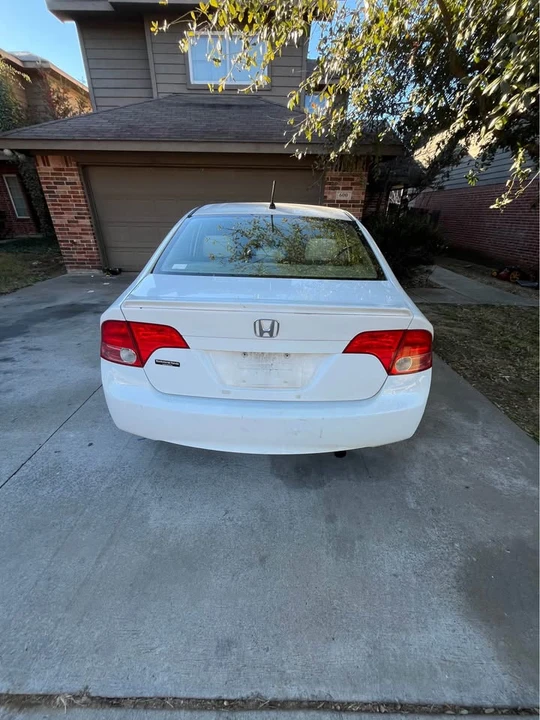 2008 Honda Civic 8th Gen - Image 5 of 9