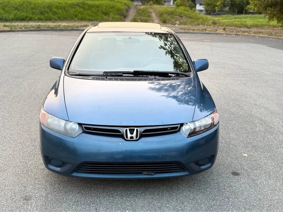 2008 Honda Civic 8th Gen - Image 2 of 15
