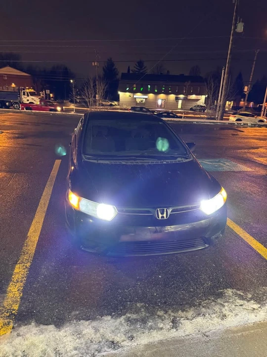 2008 Honda Civic 8th Gen - Image 3 of 6