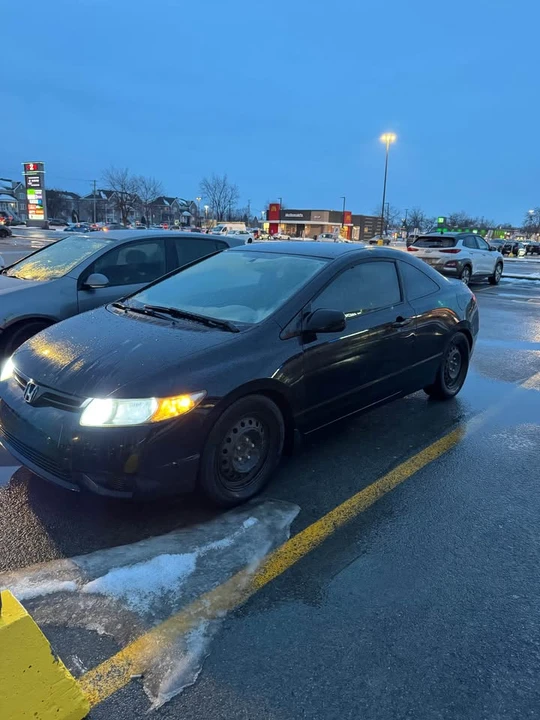 2008 Honda Civic 8th Gen - Image 4 of 6