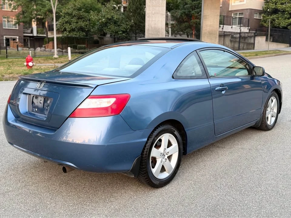 2008 Honda Civic 8th Gen - Image 8 of 15