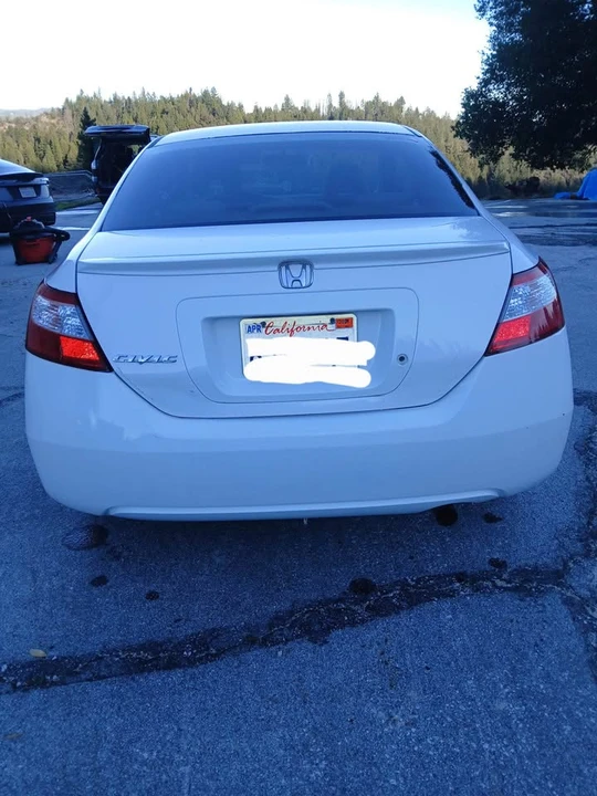 2008 Honda Civic 8th Gen - Image 2 of 10
