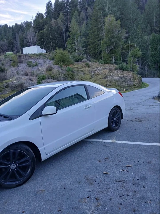 2008 Honda Civic 8th Gen - Image 3 of 10