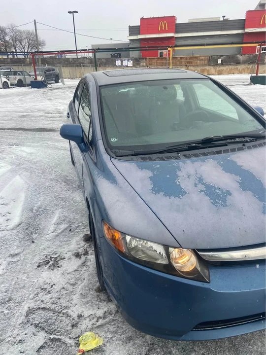 2008 Honda Civic 8th Gen - Image 2 of 8