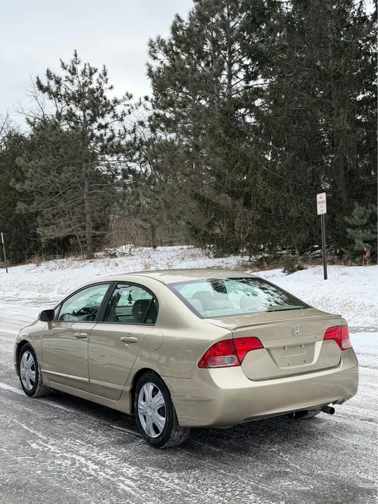 2008 Honda Civic 8th Gen - Image 6 of 13