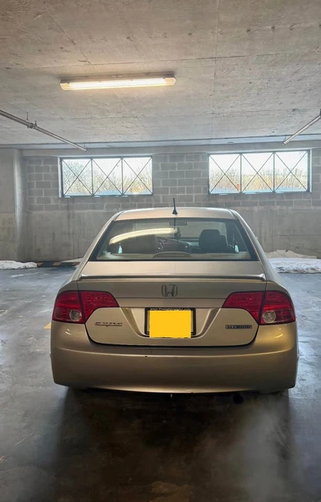 2008 Honda Civic 8th Gen - Image 2 of 7