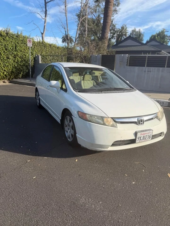 2008 Honda Civic 8th Gen - Image 2 of 9