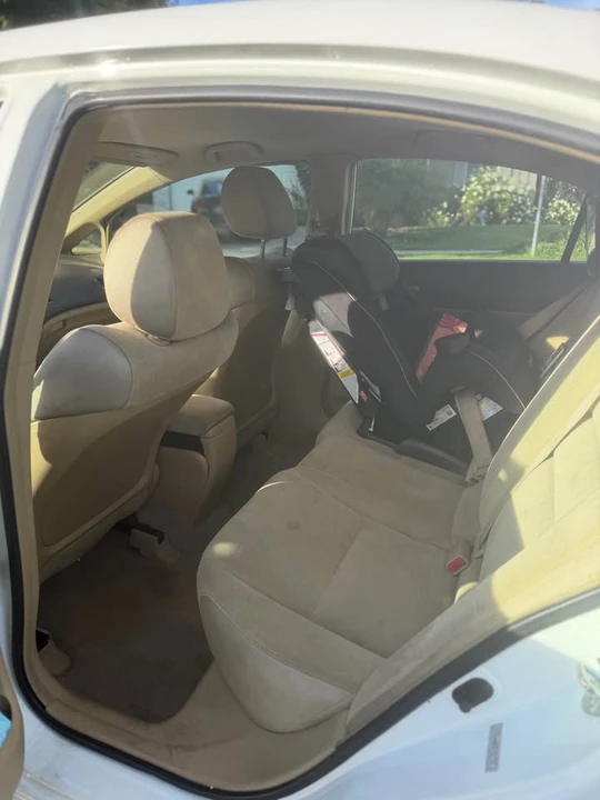 2008 Honda Civic 8th Gen - Image 6 of 9