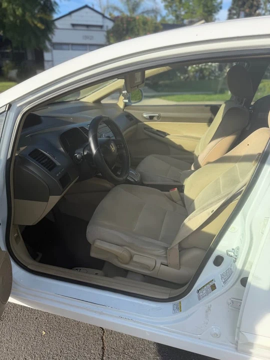 2008 Honda Civic 8th Gen - Image 5 of 9