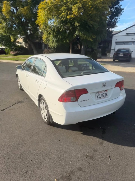 2008 Honda Civic 8th Gen - Image 4 of 9