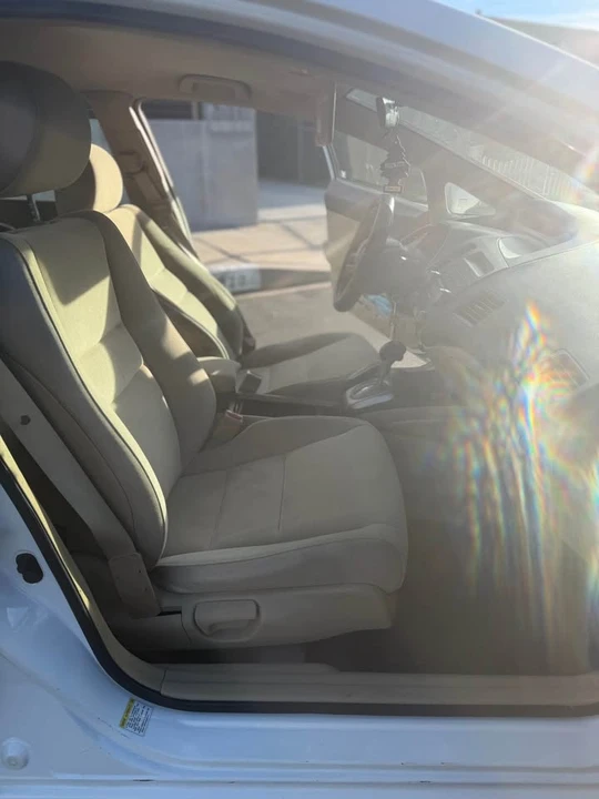 2008 Honda Civic 8th Gen - Image 7 of 9