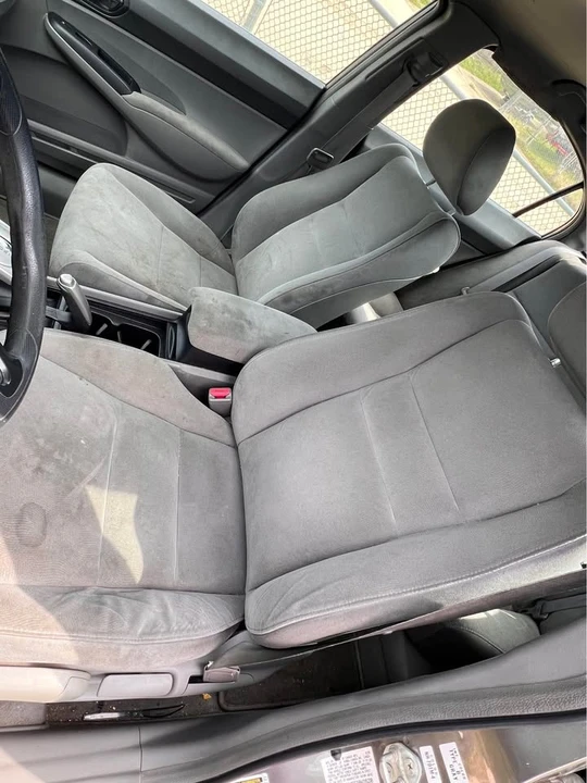 2008 Honda Civic 8th Gen - Image 4 of 8
