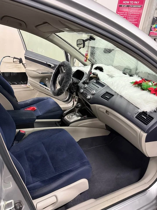 2008 Honda Civic 8th Gen - Image 3 of 4