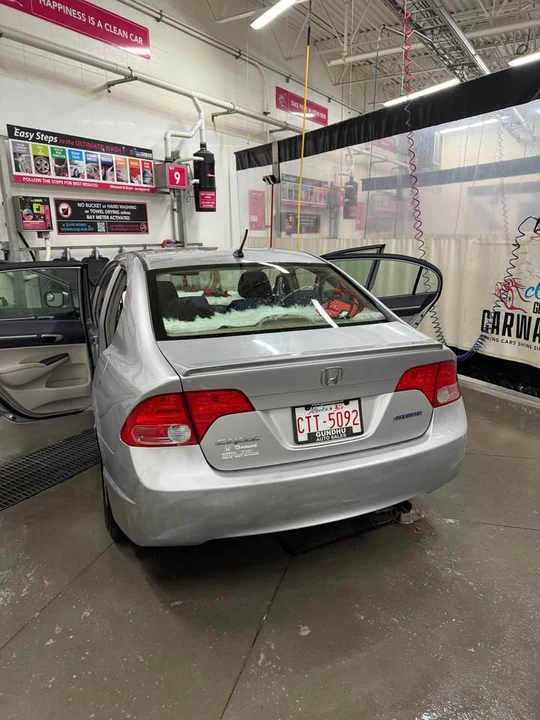 2008 Honda Civic 8th Gen - Image 4 of 4