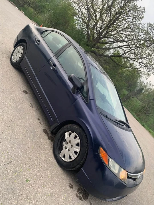 2008 Honda Civic 8th Gen - Image 11 of 19