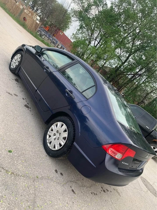 2008 Honda Civic 8th Gen - Image 5 of 19